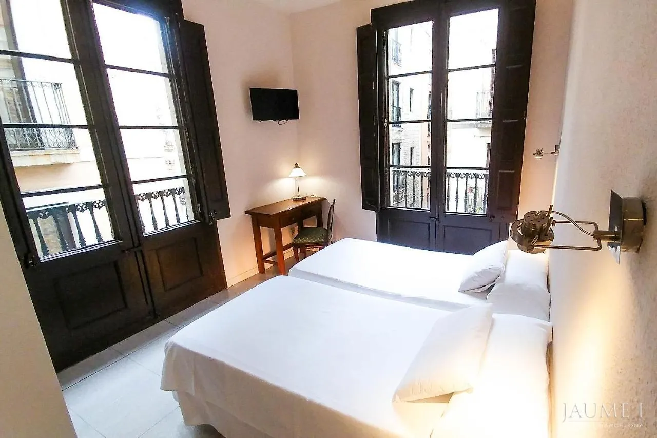Hotel Jaume I contacts